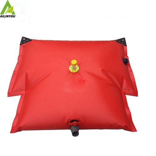 China Factory  Hot Sale Collapsible 50L Camping Water Tank  100 L Flexible Custom Water Bladder For Camping